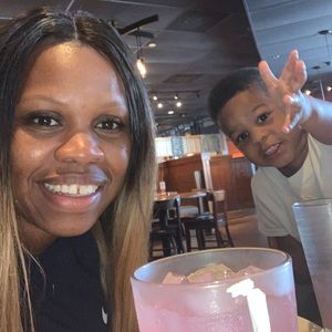 Meet your Posher, Denonya